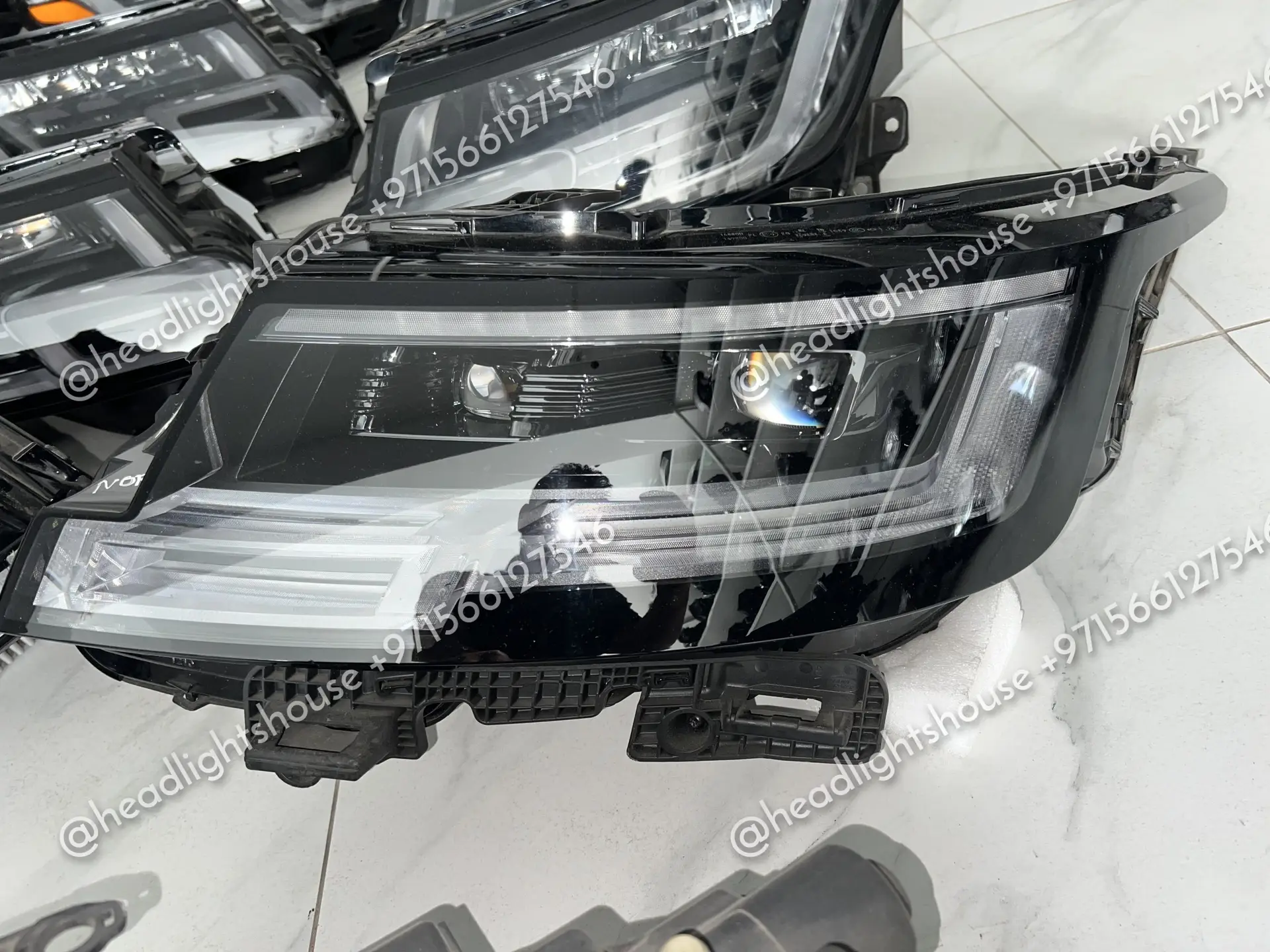 Range Rover L405 2024 OEM Used Original 2 Lens Headlamp - Image 2