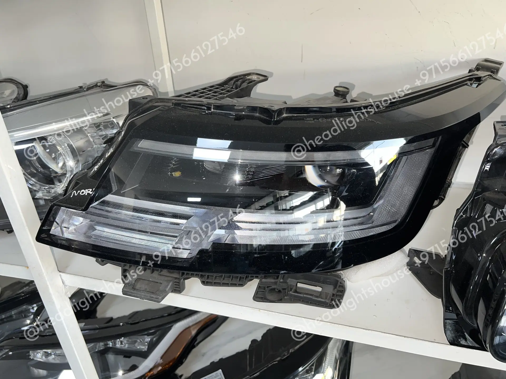 Range Rover L405 2024 OEM Used Original 2 Lens Headlamp - Image 3