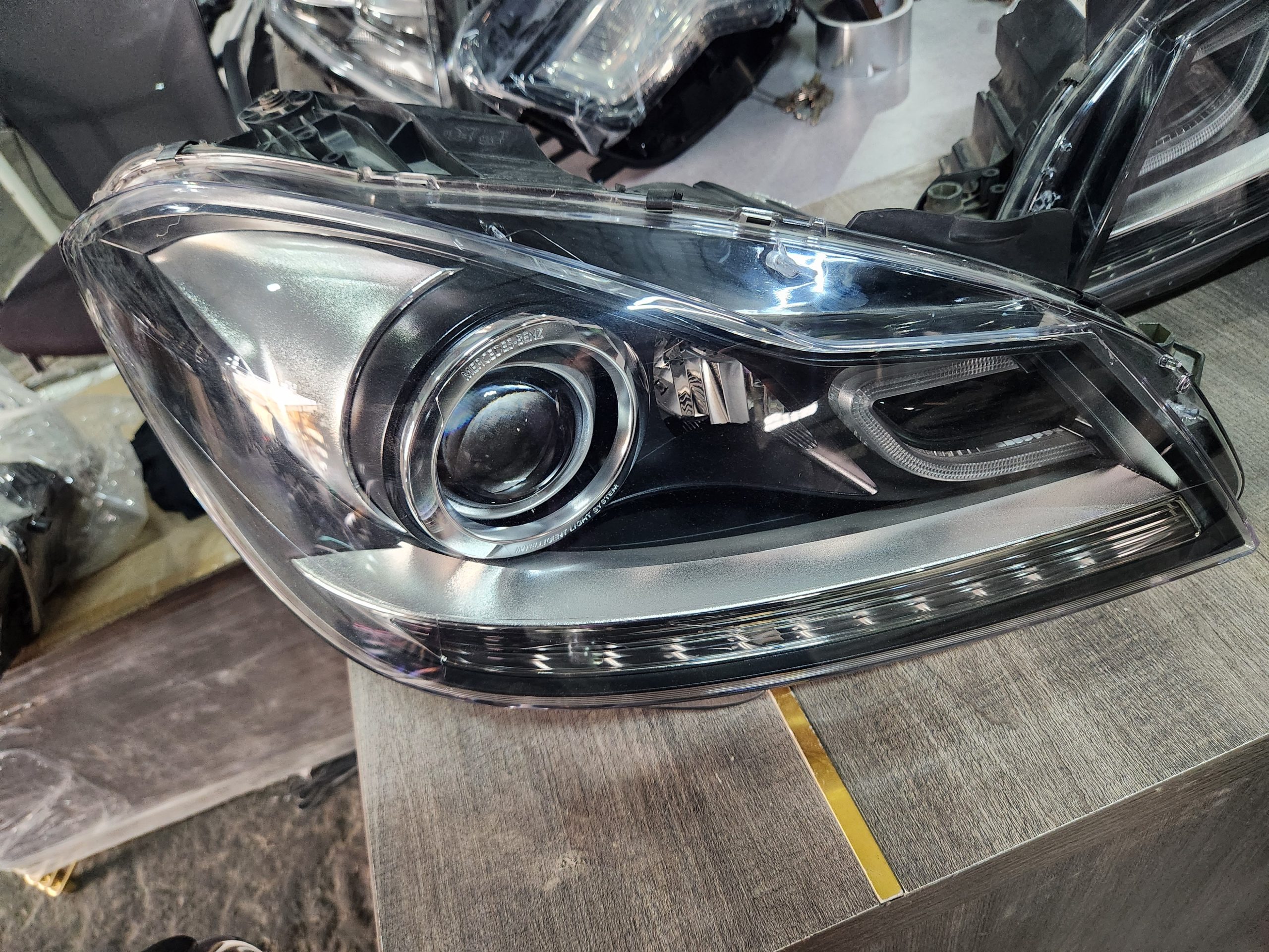 Mercedes-Benz C-Class W204 Xenon AFS Headlight | 2011-2015 - Image 2