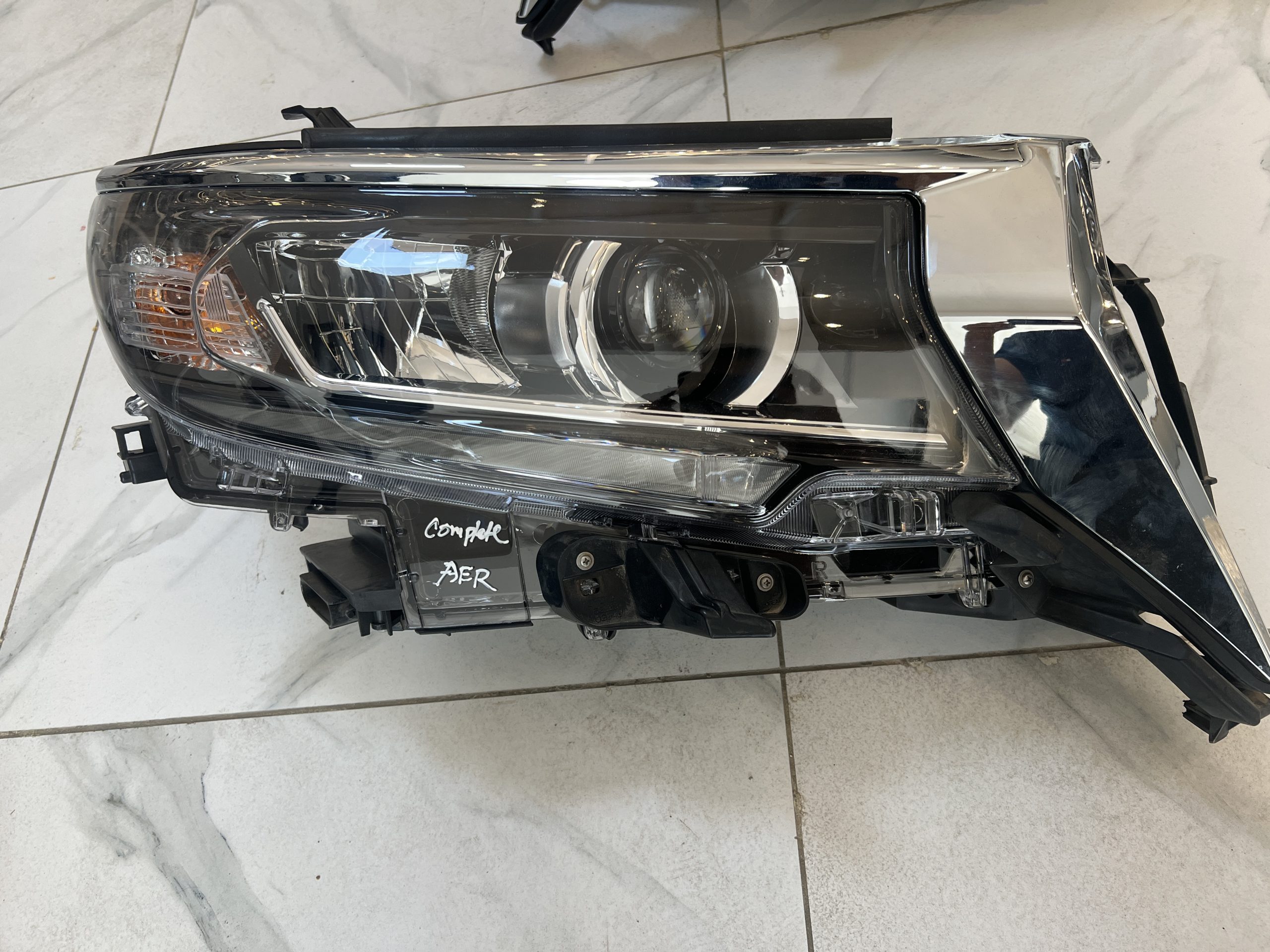 Toyota Prado Headlight with Block 2014–2018